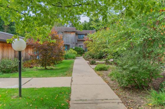 2163 Pauline Court, Ann Arbor, MI 48103 photo 2