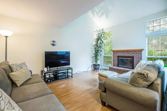 3081 Turnberry Lane, Ann Arbor, MI 48108 photo 4
