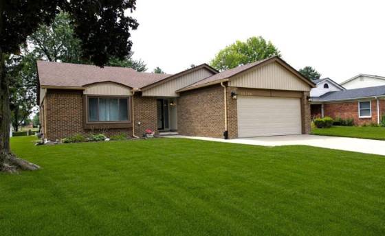 15158 Congress Drive, Sterling Heights, MI 48313 photo 2