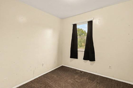 6701 Dana Lane, Flint, MI 48504 photo 4