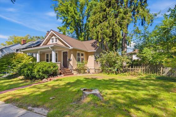 1423 Henry Street, Ann Arbor, MI 48104 photo 2