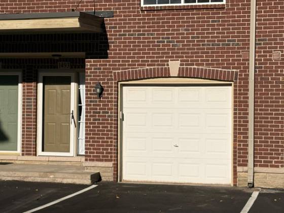 1493 Silverbrook Ridge Drive, Walled Lake, MI 48390 photo 3