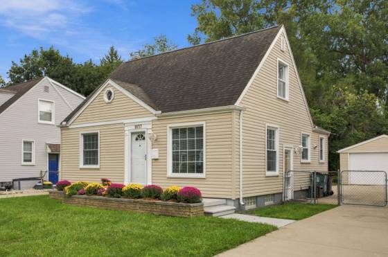 1037 Royal Avenue, Royal Oak, MI 48073 photo 2