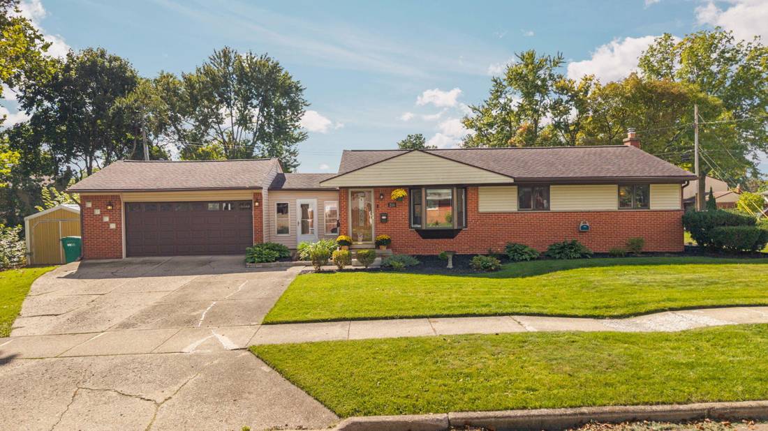 216 Harper Drive, Saline, MI 48176