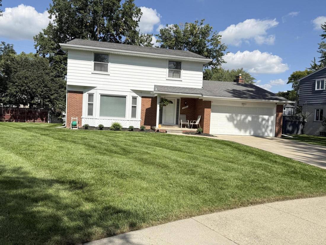 21850 Glenmorra Street, Southfield, MI 48076