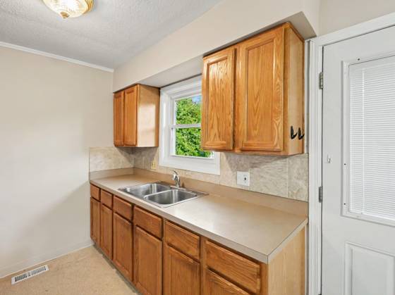 3460 La Salle Drive, Ann Arbor, MI 48108 photo 5