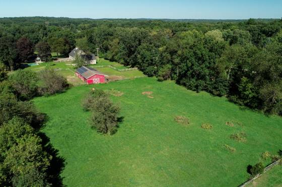2785 Pearson Road, Milford, MI 48380 photo 2
