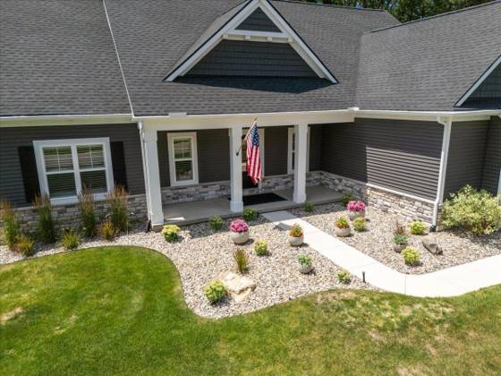 9598 Chalfonte Drive, Brighton, MI 48116 photo 4