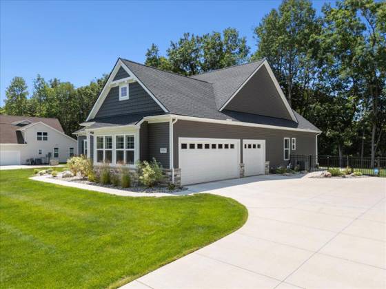 9598 Chalfonte Drive, Brighton, MI 48116 photo 5