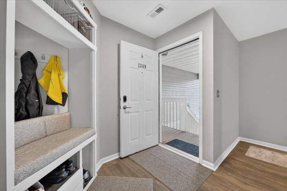 1349 Heatherwood Lane, Ann Arbor, MI 48108 photo 4