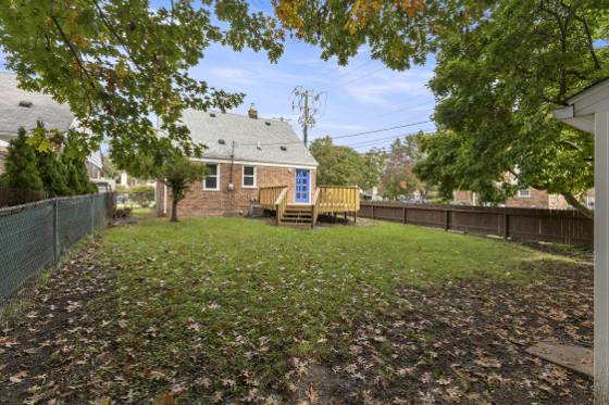 24601 Carlysle Street, Dearborn, MI 48124 photo 4