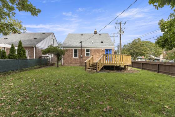 24601 Carlysle Street, Dearborn, MI 48124 photo 3