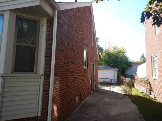 7677 Dacosta, Detroit, MI 48239 photo 3