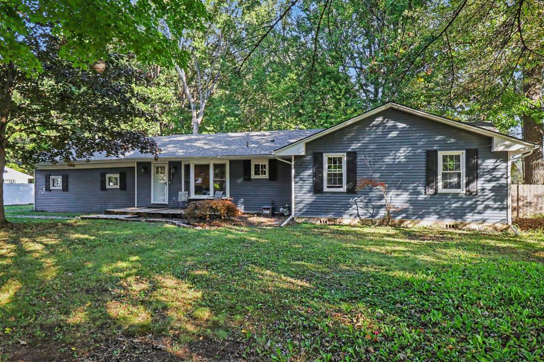 20752 Newman Drive, Brownstown, MI 48183