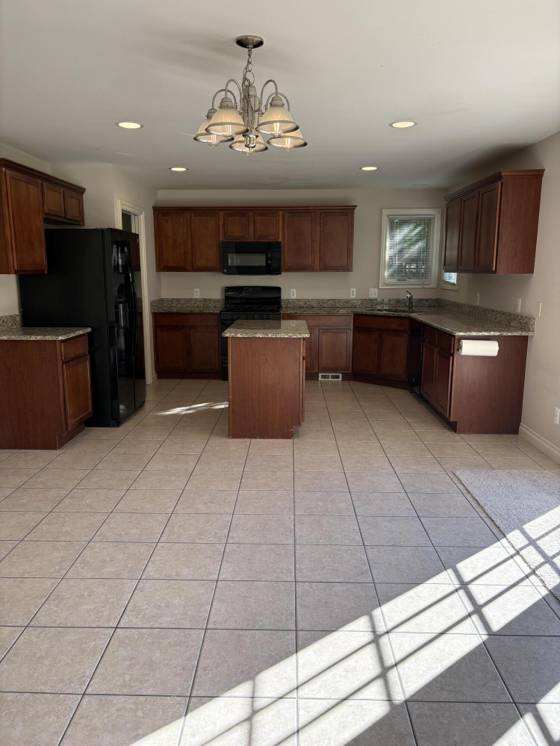 39283 Willowmere Street, Harrison Township, MI 48045 photo 4