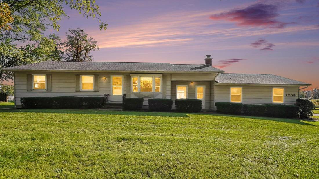 8209 Smythe Road, Manchester, MI 48158