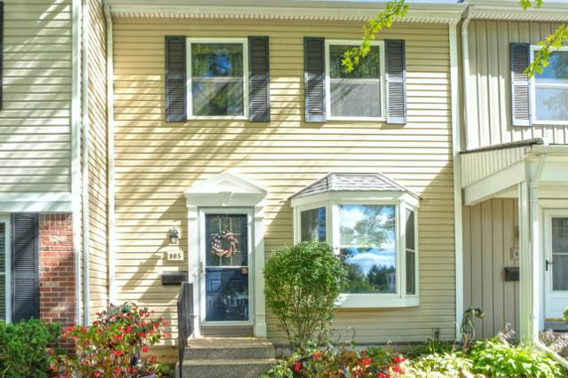 905 Medford Court, Rochester Hills, MI