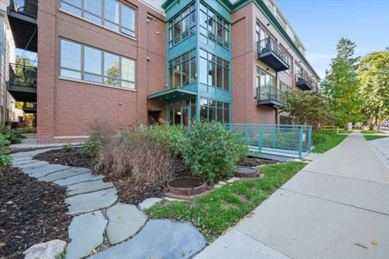410 N 1st Street #206, Ann Arbor, MI 48103 photo 2