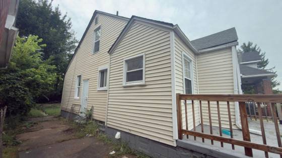 9565 Winthrop, Detroit, MI 48227 photo 2