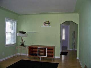 127 N Vermont Avenue, Royal Oak, MI 48067 photo 2