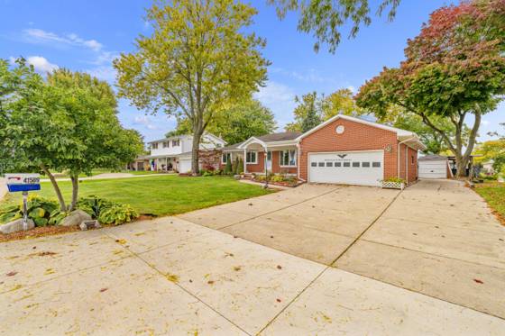41589 Windmill Street, Harrison Township, MI 48045 photo 3