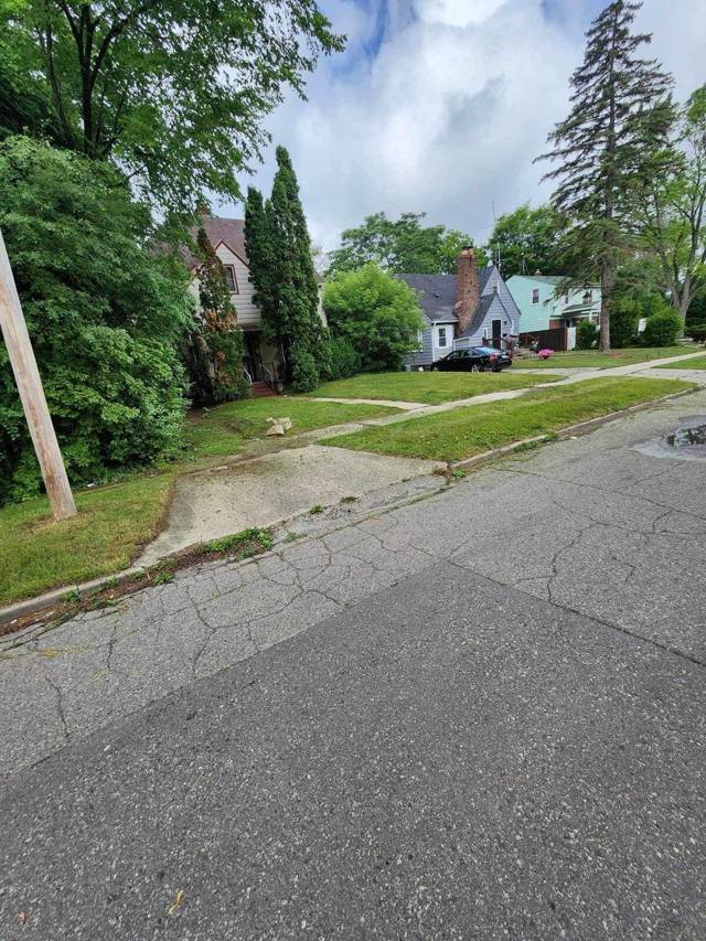 547 Copeman Boulevard, Flint