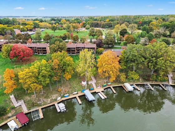48181 Bayshore Drive, Belleville, MI 48111 photo 5