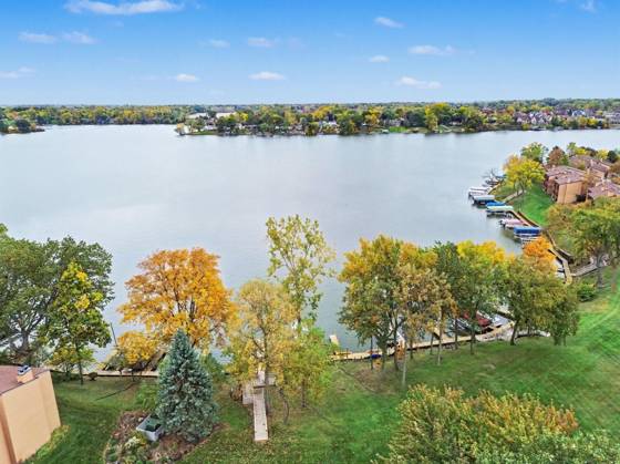 48181 Bayshore Drive, Belleville, MI 48111 photo 4