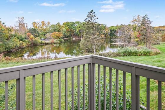 669 Watersedge Drive, Ann Arbor, MI 48105 photo 2