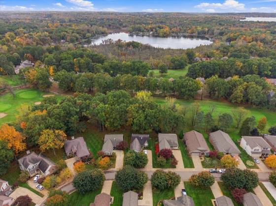 2730 Signature Circle, Pinckney, MI 48169 photo 4