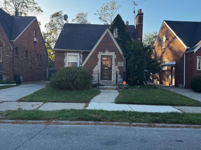 16527 Stansbury Avenue, Detroit