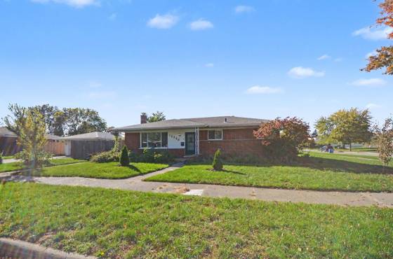 12346 Potomac Avenue, Warren, MI 48089 photo 3
