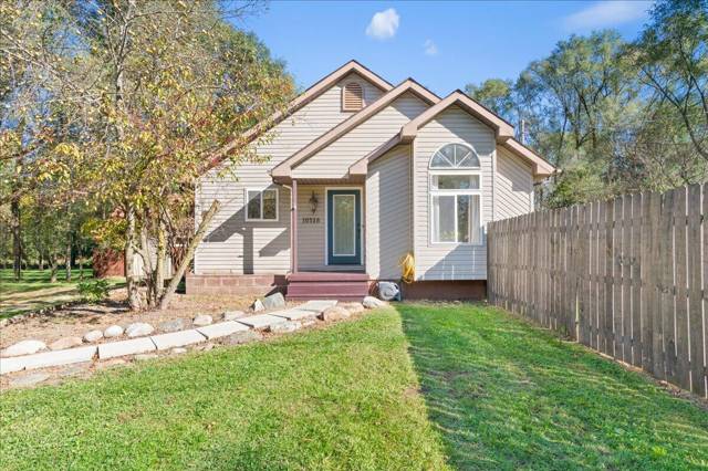 10328 N Antcliff Road, Fowlerville