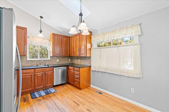 10328 N Antcliff Road, Fowlerville, MI 48836 photo 5