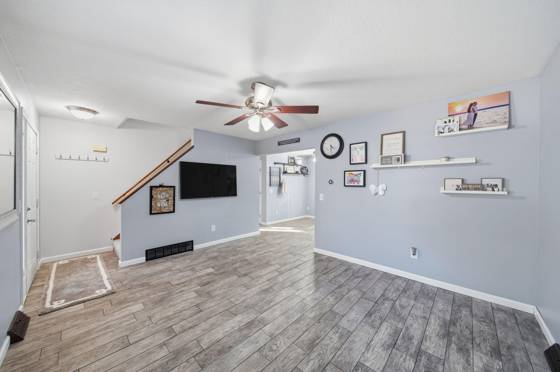 2407 Oakdale Avenue, Temperance, MI 48182 photo 5