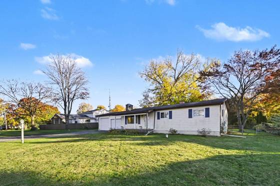 6316 Nightingale Drive, Flint, MI 48506 photo 3