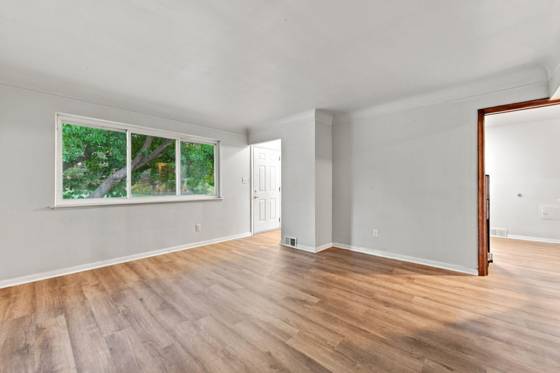 11411 Brady, Redford, MI 48239 photo 5
