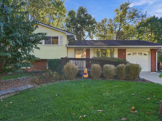 1740 Dover Court, Ypsilanti, MI 48198 photo 2