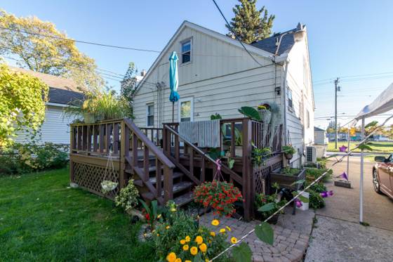 134 W Muir Avenue, Hazel Park, MI 48030 photo 3