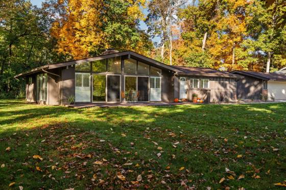 3324 Golfside Road, Ypsilanti, MI 48197 photo 2