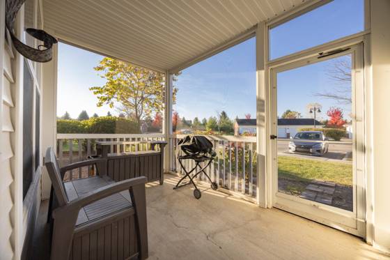 1036 W Summerfield Gln Circle, Ann Arbor, MI 48103 photo 3